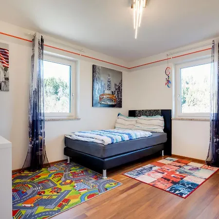 Spacious Holiday In With Jacuzzi Maria Saal